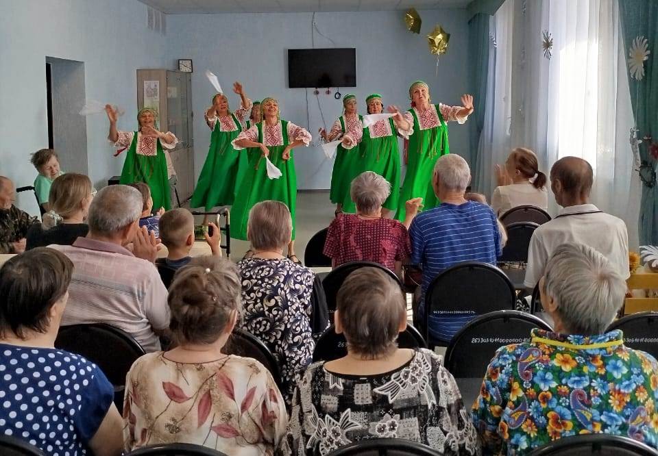 Праздничный концерт ко Дню семьи, любви и верности